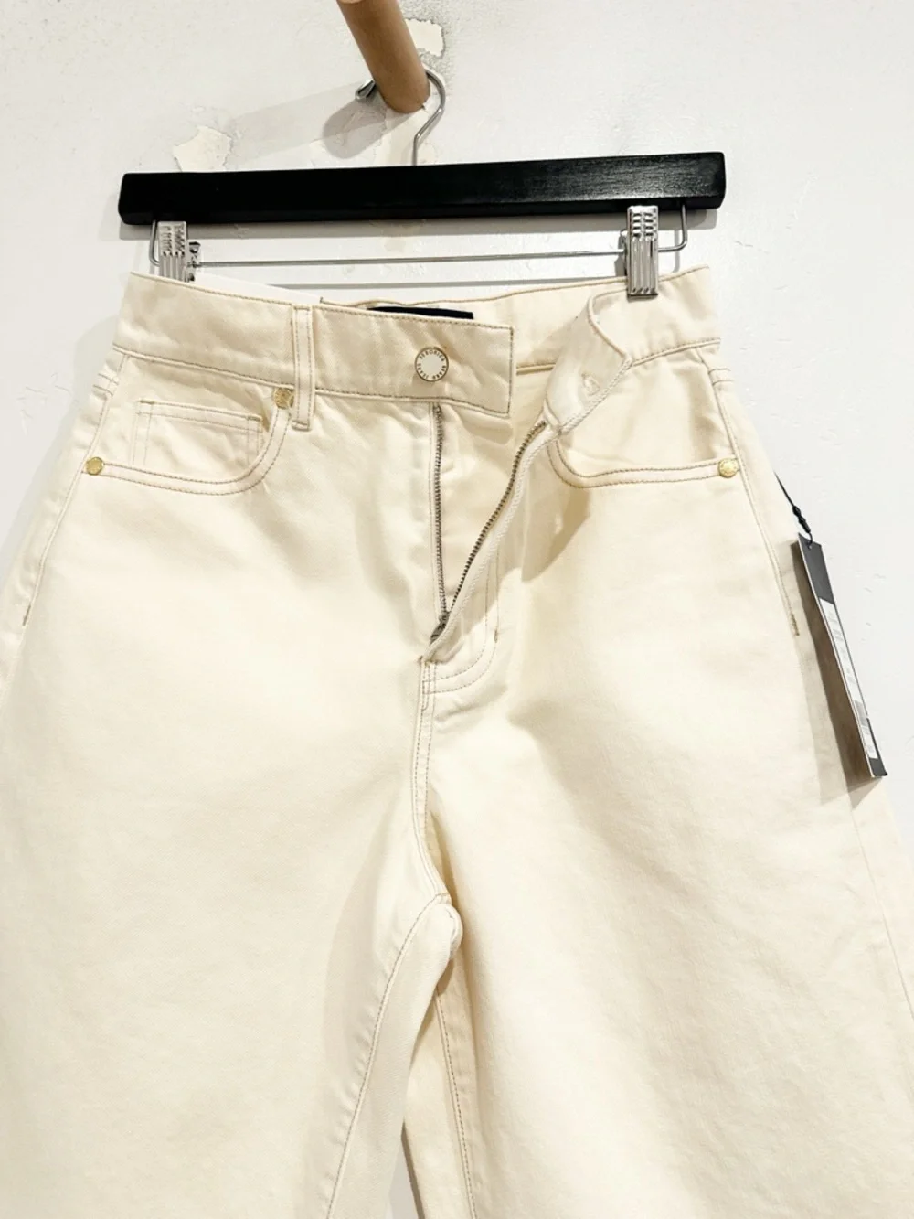 NWT‎ Veronica Beard Charlotte High Rise Long Short in Ecru Size 26